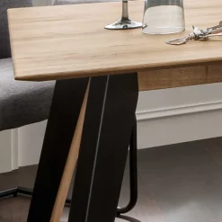 New Asteiche Esstisch mit Schweizer Kante - Clenza Tische