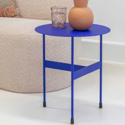 Sale Blauer Beistelltisch aus Stahl - Tegal Tische