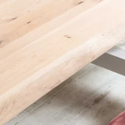 Sale Esstisch mit Baumkante Eiche gekälkt - Ugolina Tische