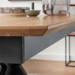 Hot Esstisch mit Schweizer Kante & Spider Gestell - Karoline Tische