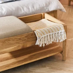Outlet Funktionelle Schlafzimmerbank aus Wildeiche - Laida Sitzbank