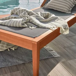 Sale Gartenliege auf Rollen aus Eukalyptusholz - Promo Sofas