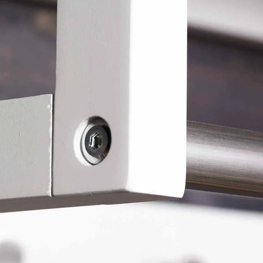 Weiße Hängegarderobe aus Massivholz - Gorfu Garderoben