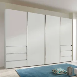 Weißer Kleiderschrank mit vier Schwebetüren - Bescaro Kleiderschränke
