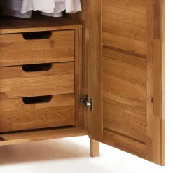 Sale Wildeiche Kleiderschrank mit Ausstattung - Memba I Kleiderschränke|Schränke