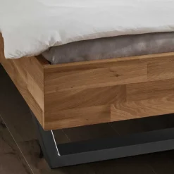 Wildeichebett mit Lamellen-Kopfteil - Esvilda I Betten