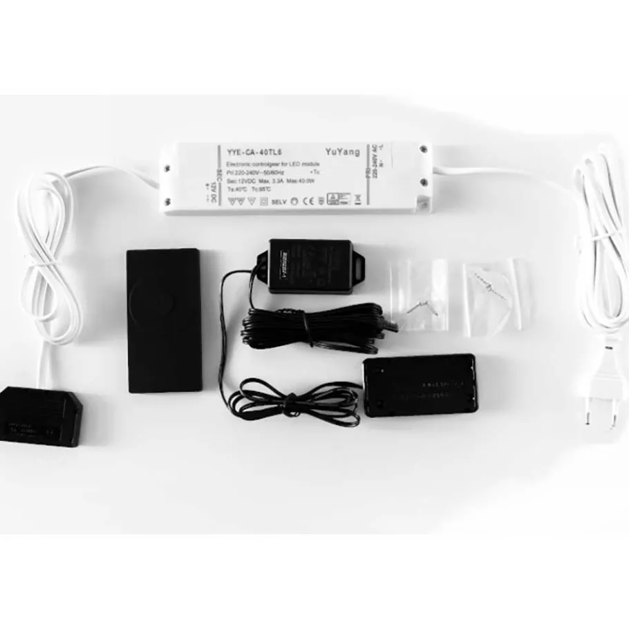 Hot Wohnzimmer TV Anbauwand 270 cm breit - Apulco (dreiteilig) Wohnwände